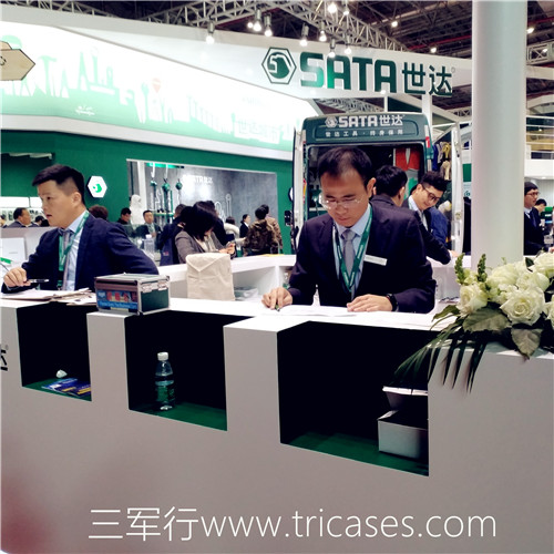 上世達(dá)工具使用我公司供貨的工具箱參展